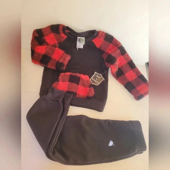 NWOT-Max & Marcus Baby's Red Buffalo Plaid Fleece 2-Piece Set Size:4T for G or B - Picture 1 of 9